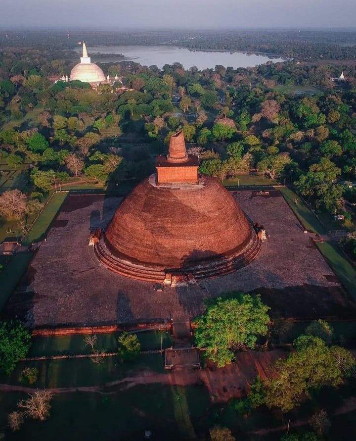 Anuradhapura gallery 6